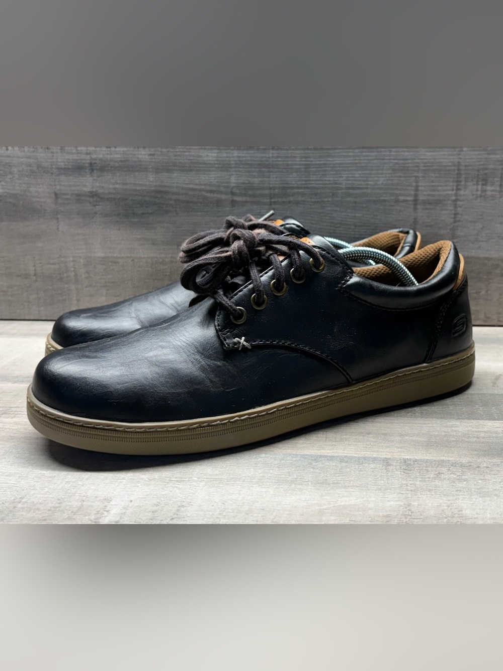 Skechers Mens Size 9 Black Oxford Shoes Comfort Casual Sneakers SN 65272